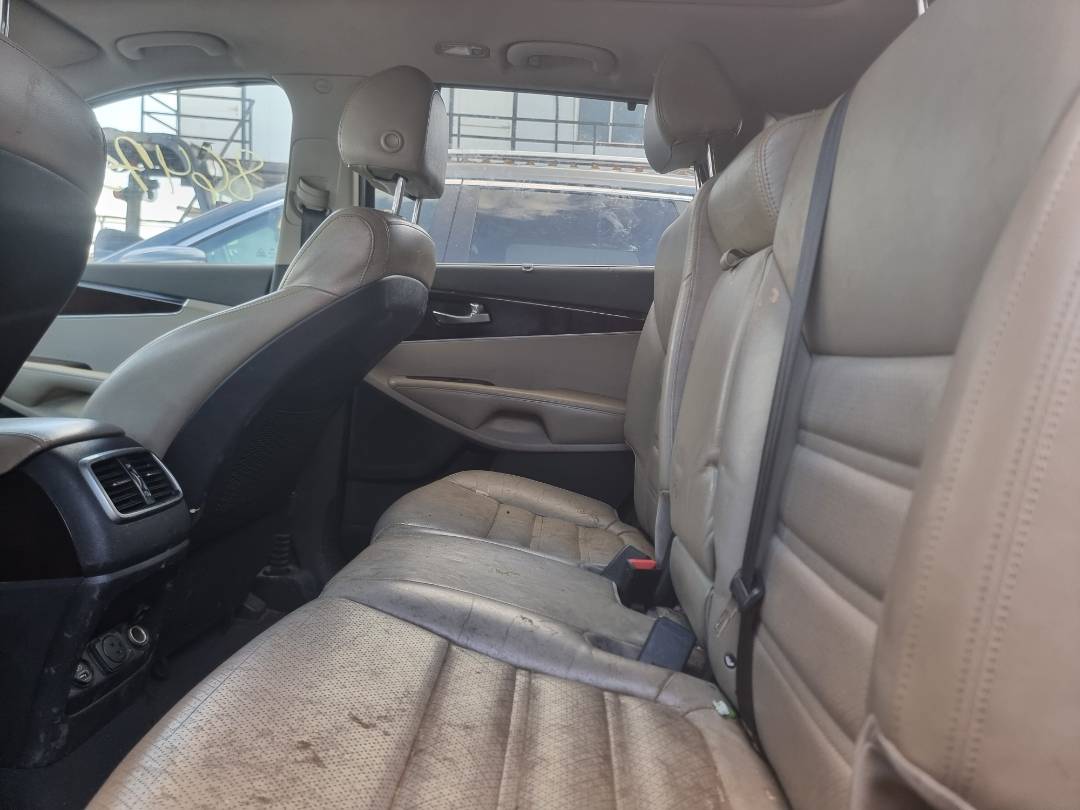 KIA SORENTO 2018 - Marhaba Auction Used Cars - Image 6