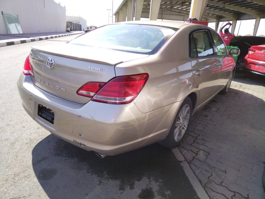 2006 TOYOTA AVALON — 180569 Miles — Lot 37521936 - Marhaba Auctions Used Cars - Image 3