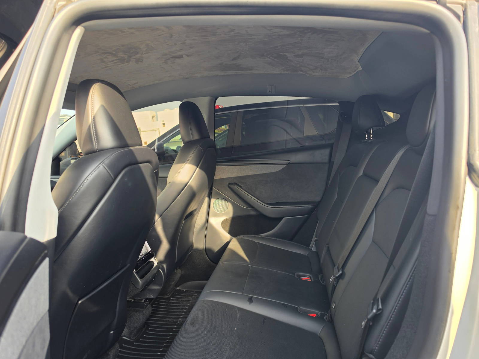 2026 TESLA MODEL Y — 19613 KM — Lot TA429279 - Marhaba Auctions Used Cars - Image 7
