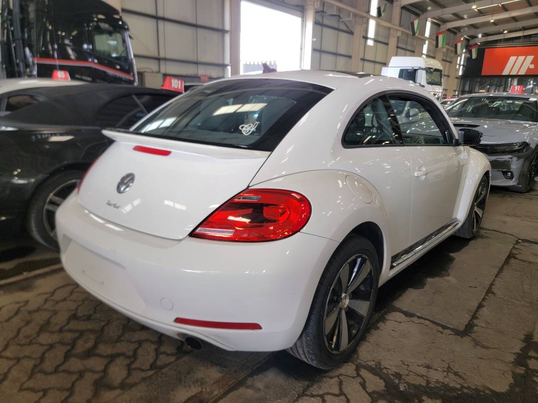 2012 VOLKSWAGEN BETTLE — 106636 Miles — Lot M647989 — Main - Marhaba Auctions Used Cars - Image 5