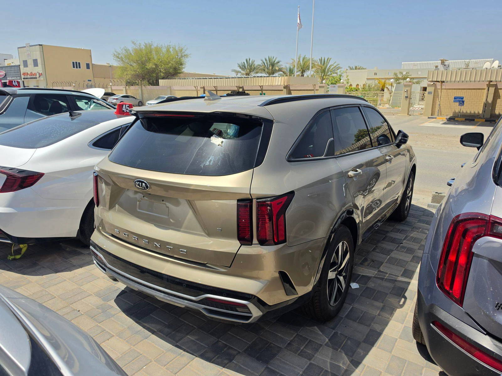 KIA SORENTO 2021 - Marhaba Auction Used Cars - Image 6