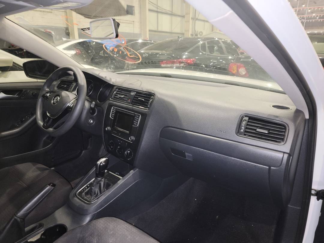2016 VOLKSWAGEN JETTA — 105500 Miles — Lot 37796875 - Marhaba Auctions Used Cars - Image 6