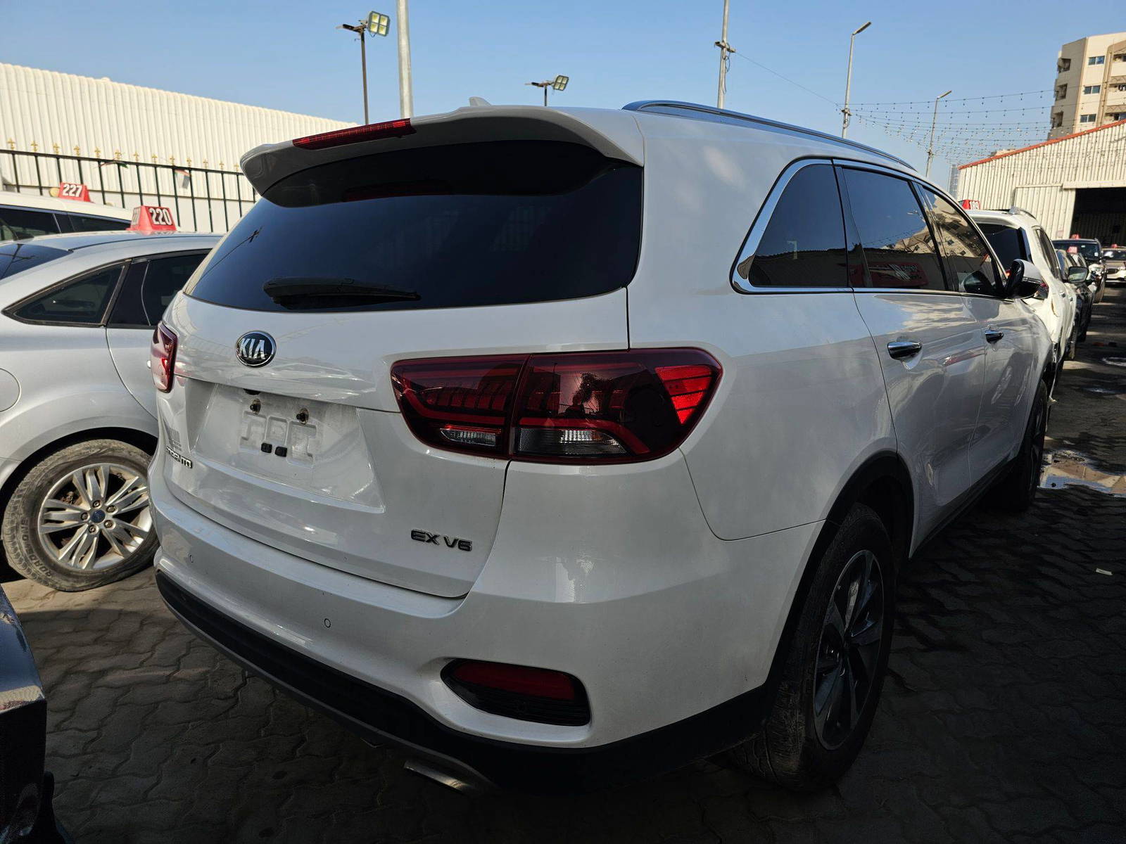 KIA SORENTO 2019 - Marhaba Auction Used Cars - Image 3