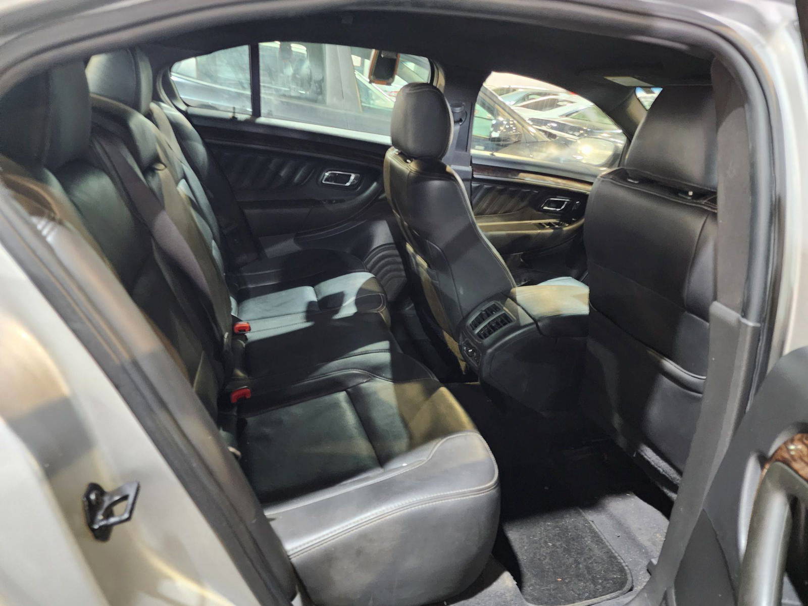 2019 FORD TAURUS — 155091 Miles — Lot 215487 — Al Quoz - Marhaba Auctions Used Cars - Image 7