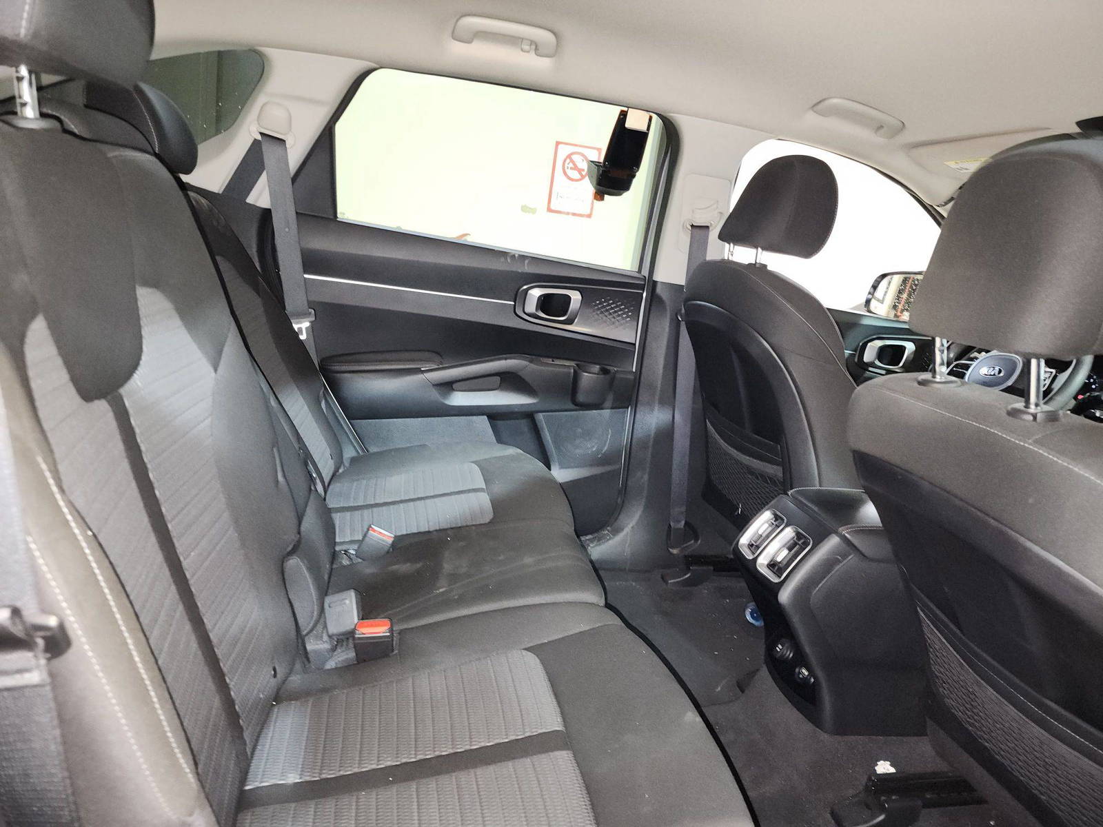 2021 KIA SORENTO — 119284 Miles — Lot 47164794 — Al Quoz - Marhaba Auctions Used Cars - Image 8