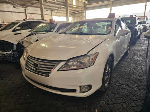2011 LEXUS ES 350 at Marhaba Auctions