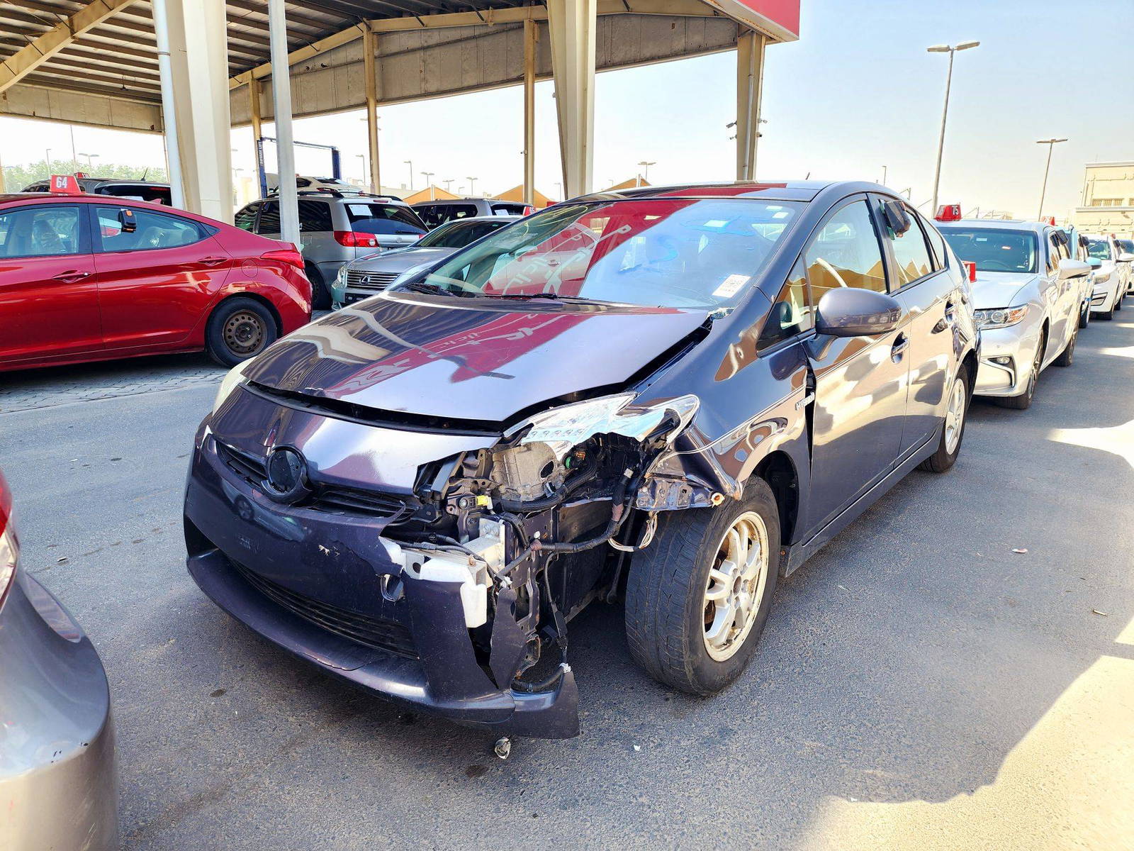2010 TOYOTA PRIUS — 191471 Miles — Lot 223640 — Souq - Marhaba Auctions Used Cars - Image 4