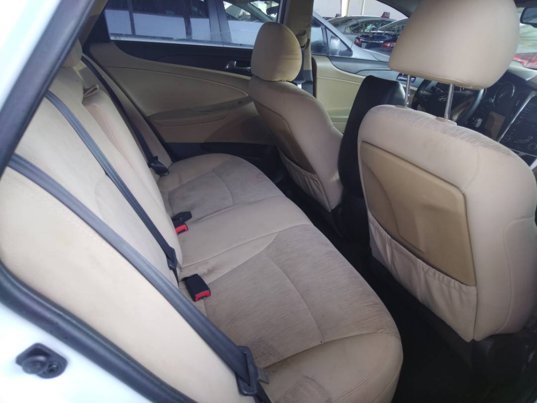 2013 HYUNDAI SONATA — 172500 Miles — Lot 36772857 - Marhaba Auctions Used Cars - Image 4