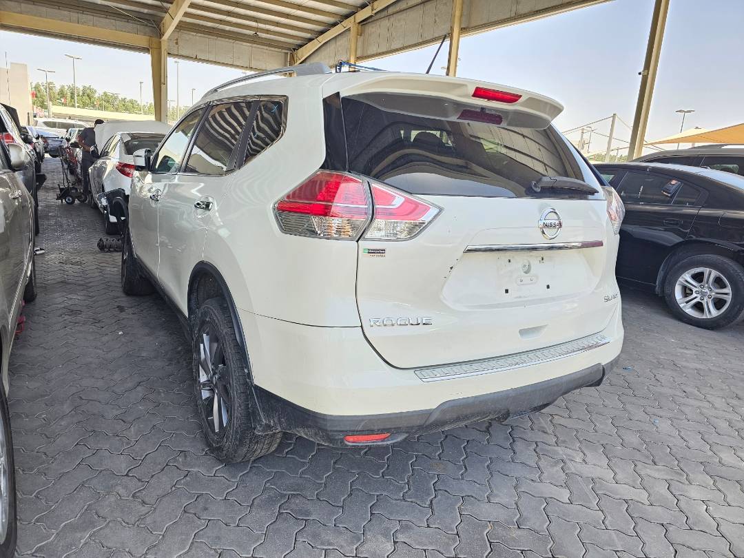 NISSAN ROGUE