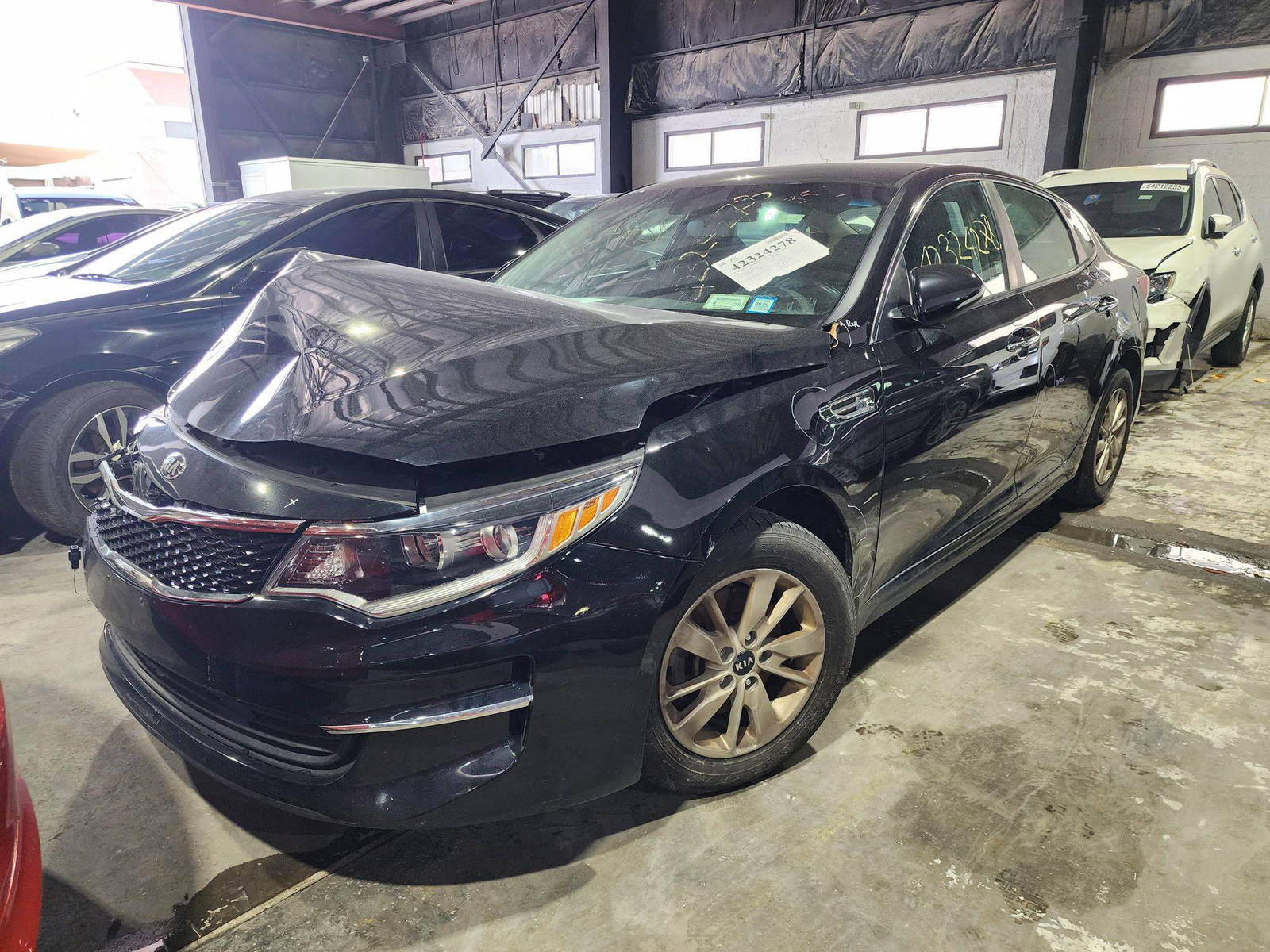 2018 KIA OPTIMA — 111903 Miles — Lot 42324278 — Souq - Marhaba Auctions Used Cars - Image 5