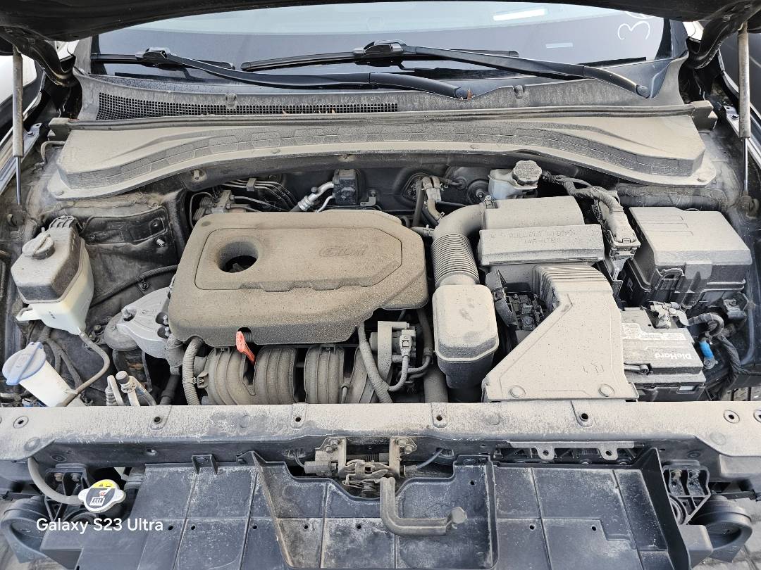 2019 HYUNDAI SANTA FE — 141057 Miles — Lot H034533 — Main - Marhaba Auctions Used Cars - Image 11