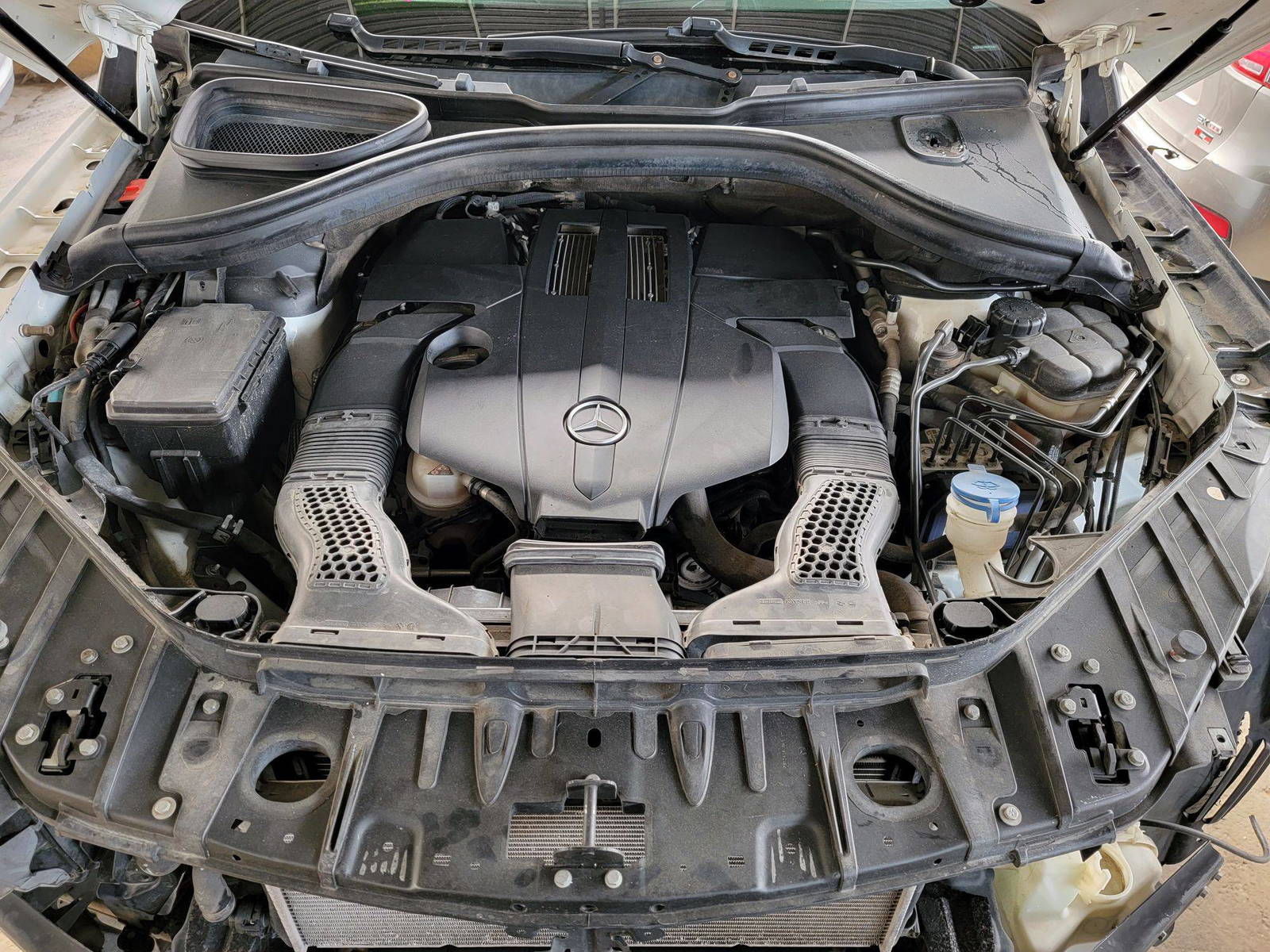 MERCEDES BENZ GLS 450 2017 - Marhaba Auction Used Cars - Image 13