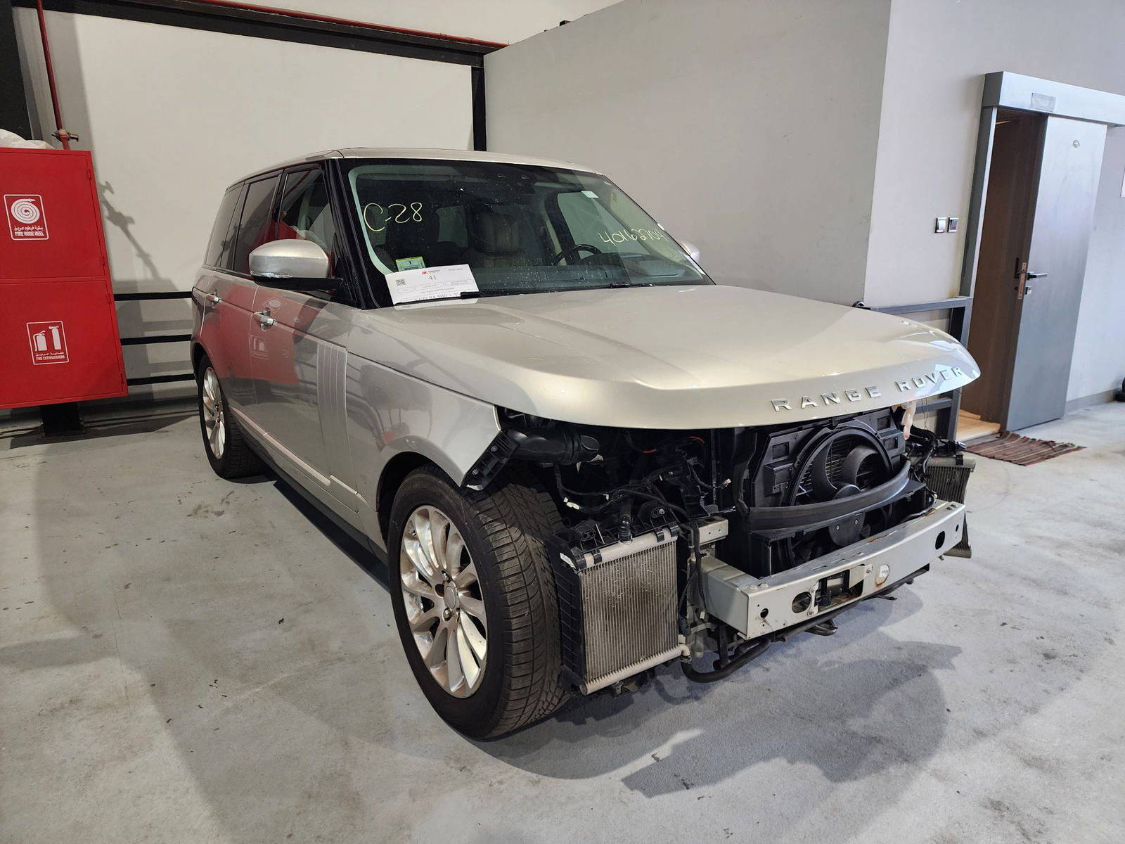 2019 LAND ROVER RANGE ROVER SUPERCHARGED — 88622 Miles — Lot 40162704 — Main - Marhaba Auctions Used Cars - Image 6