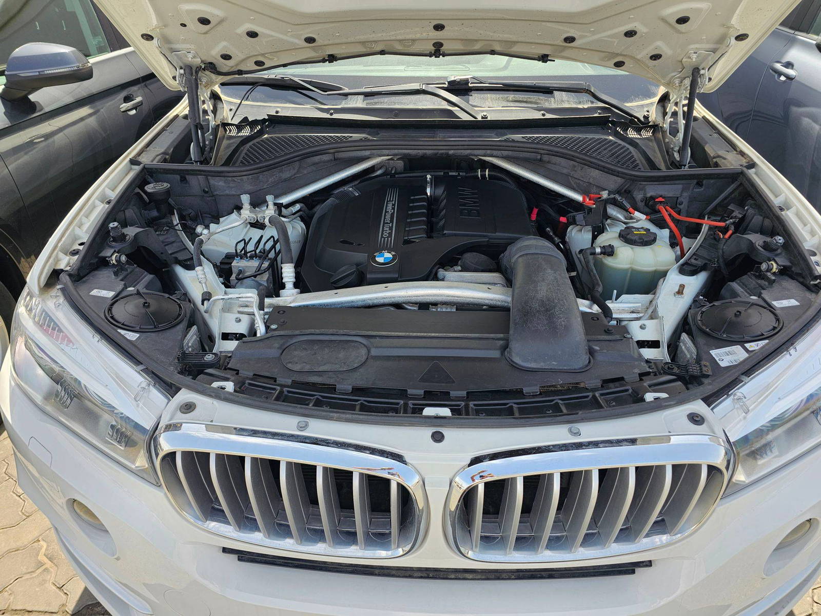 BMW X5 SDRIVE35I 2018 - Marhaba Auction Used Cars - Image 14