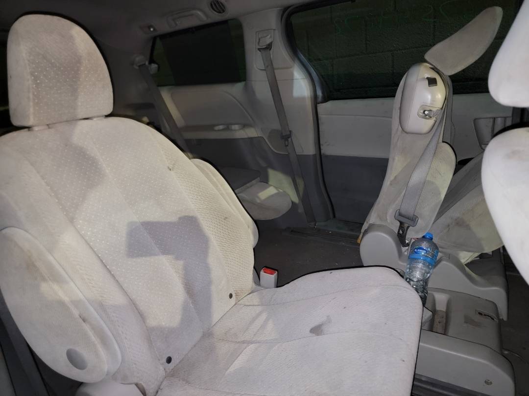 2011 TOYOTA SIENNA — 186216 Miles — Lot 083557 - Marhaba Auctions Used Cars - Image 6