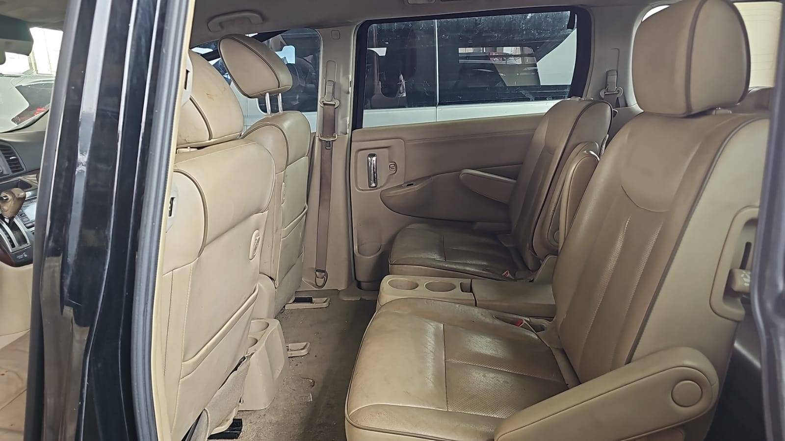 2015 NISSAN QUEST — 147703 Miles — Lot 80156465 — Souq - Marhaba Auctions Used Cars - Image 9