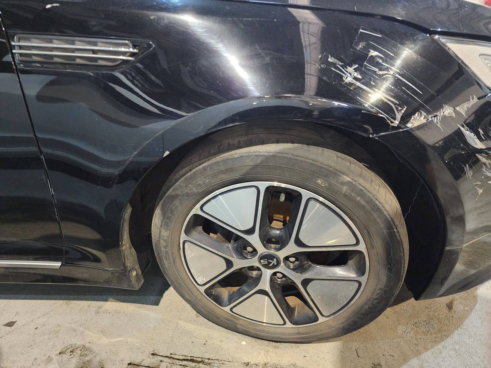 2012 KIA K5 — 169754 KM — Lot 009454 — Al Quoz - Marhaba Auctions Used Cars - Image 11