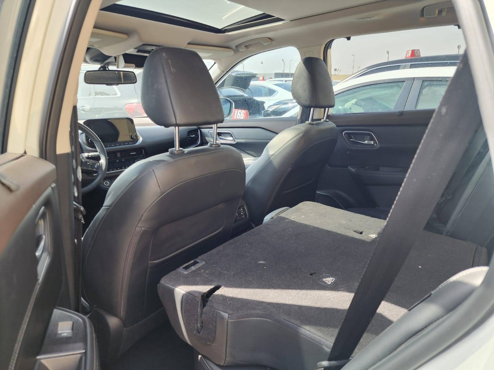 NISSAN ROGUE 2021 - Marhaba Auction Used Cars - Image 9