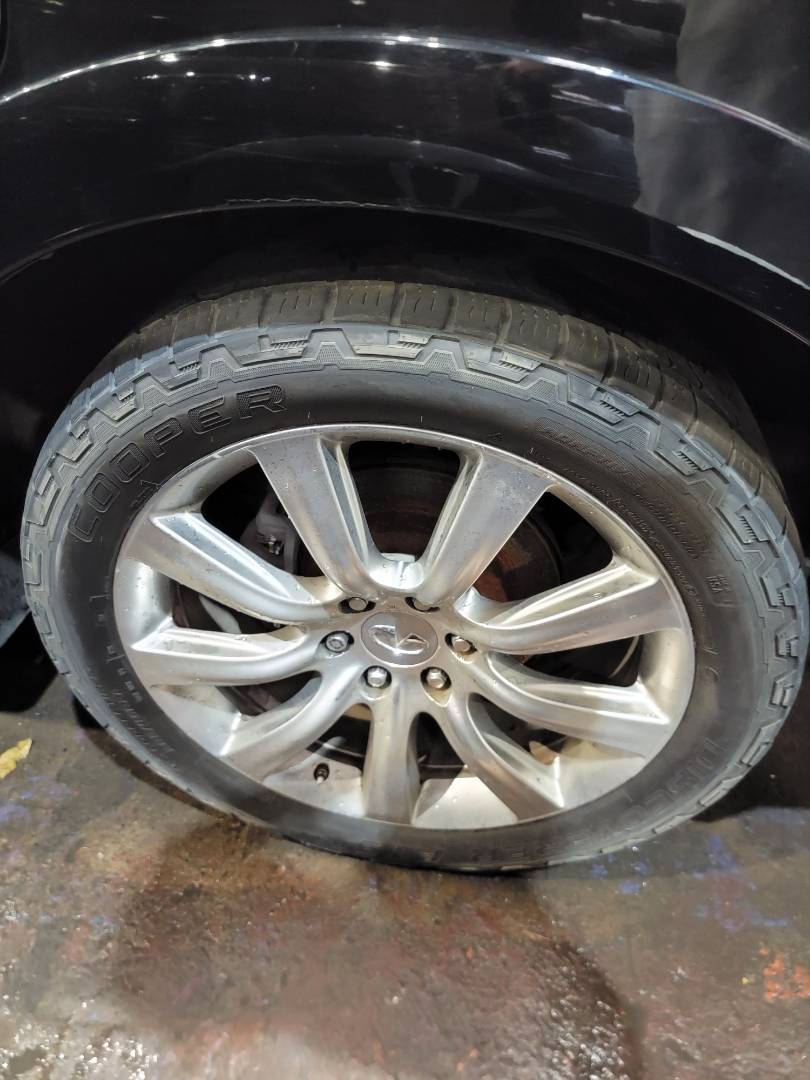 2014 INFINITI QX80 — 169137 Miles — Lot 66904864 — Main - Marhaba Auctions Used Cars - Image 9