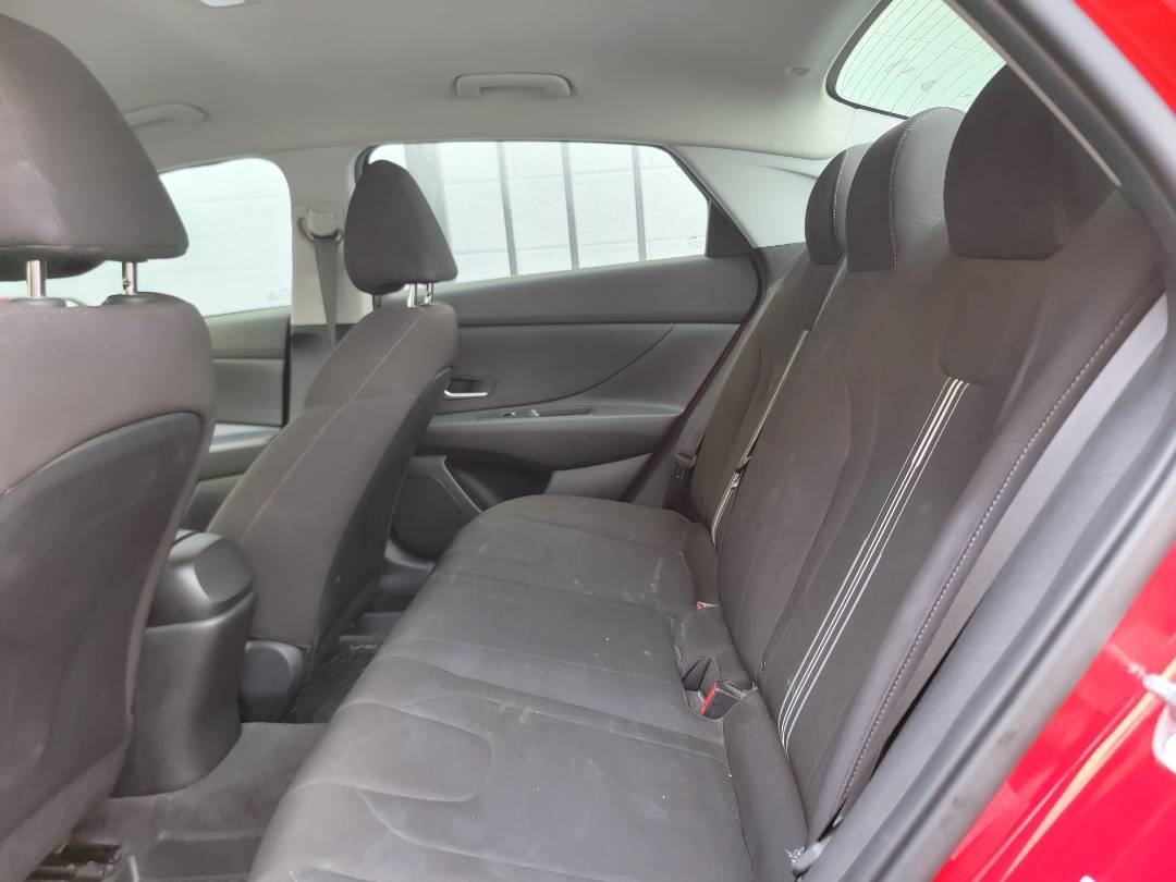 2022 HYUNDAI ELANTRA — 22489 KM — Lot 65917232 — Souq - Marhaba Auctions Used Cars - Image 8