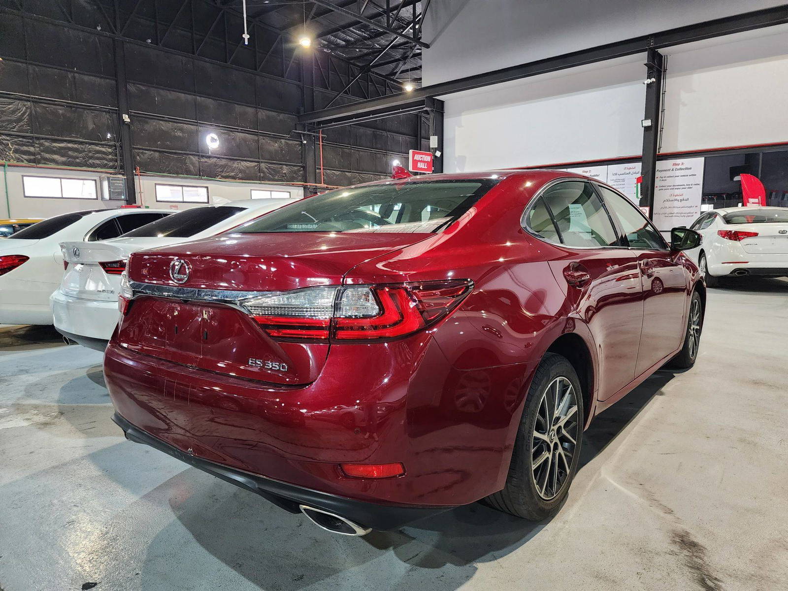 2017 LEXUS ES 350 — 33381 Miles — Lot GXHU061876 — Al Quoz - Marhaba Auctions Used Cars - Image 3