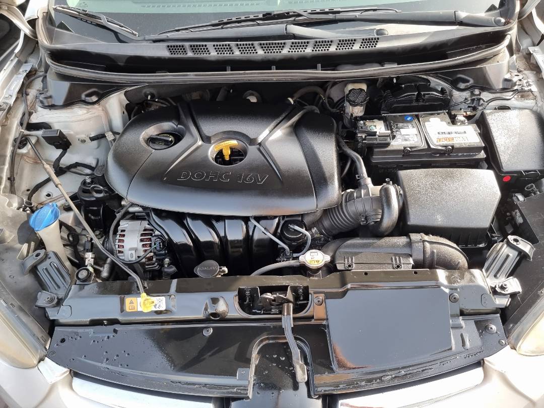 2015 HYUNDAI ELANTRA — 205363 Miles — Lot 215478 — Souq - Marhaba Auctions Used Cars - Image 10