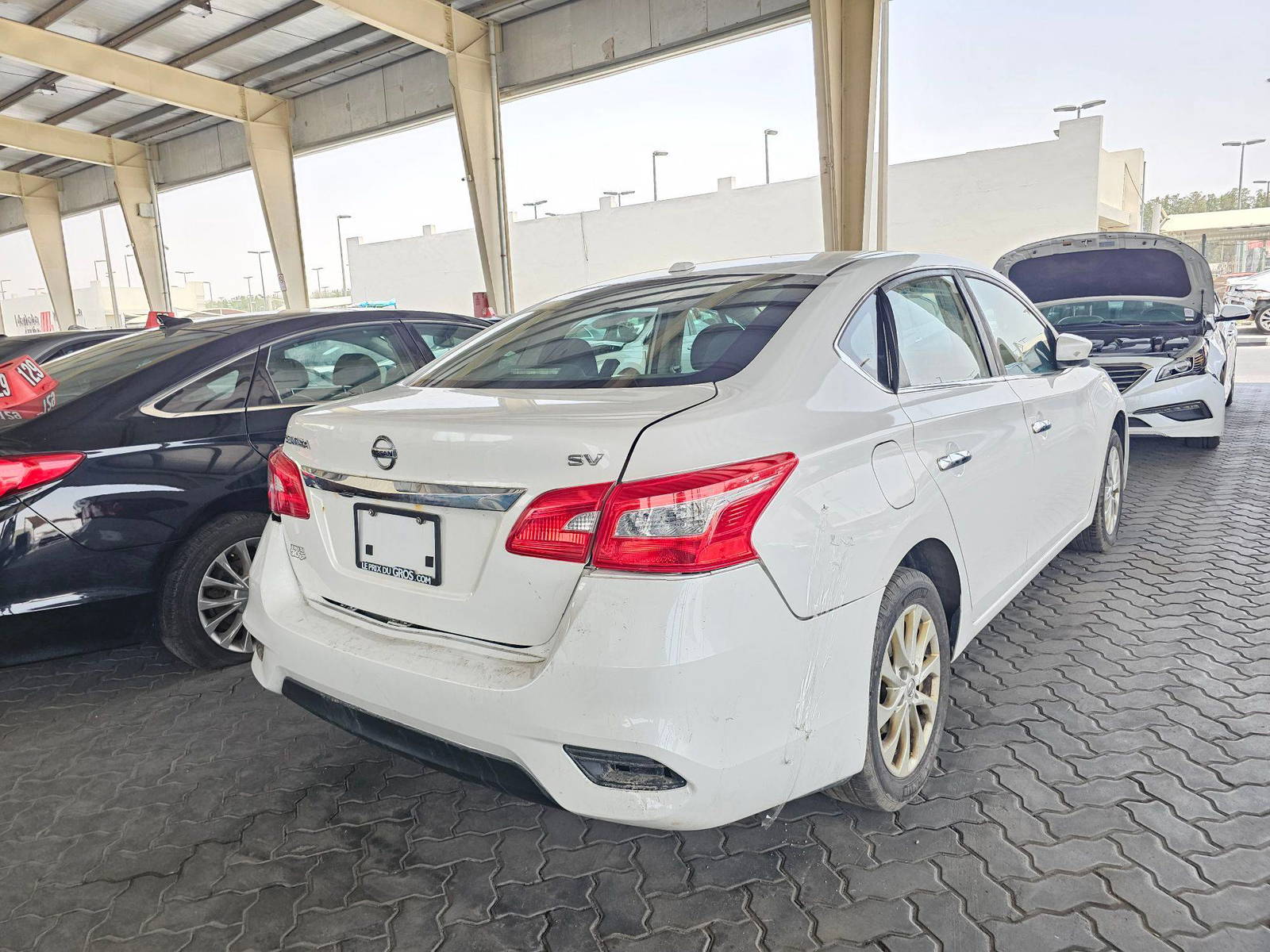 2017 NISSAN SENTRA — 154436 KM — Lot APXHL667212 — Main - Marhaba Auctions Used Cars - Image 3