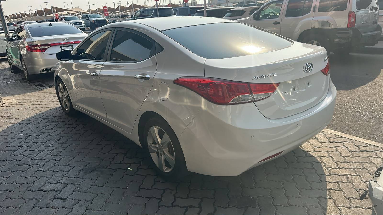 2012 HYUNDAI AVANTE — 69911 KM — Lot CU449478 — Souq - Marhaba Auctions Used Cars - Image 5