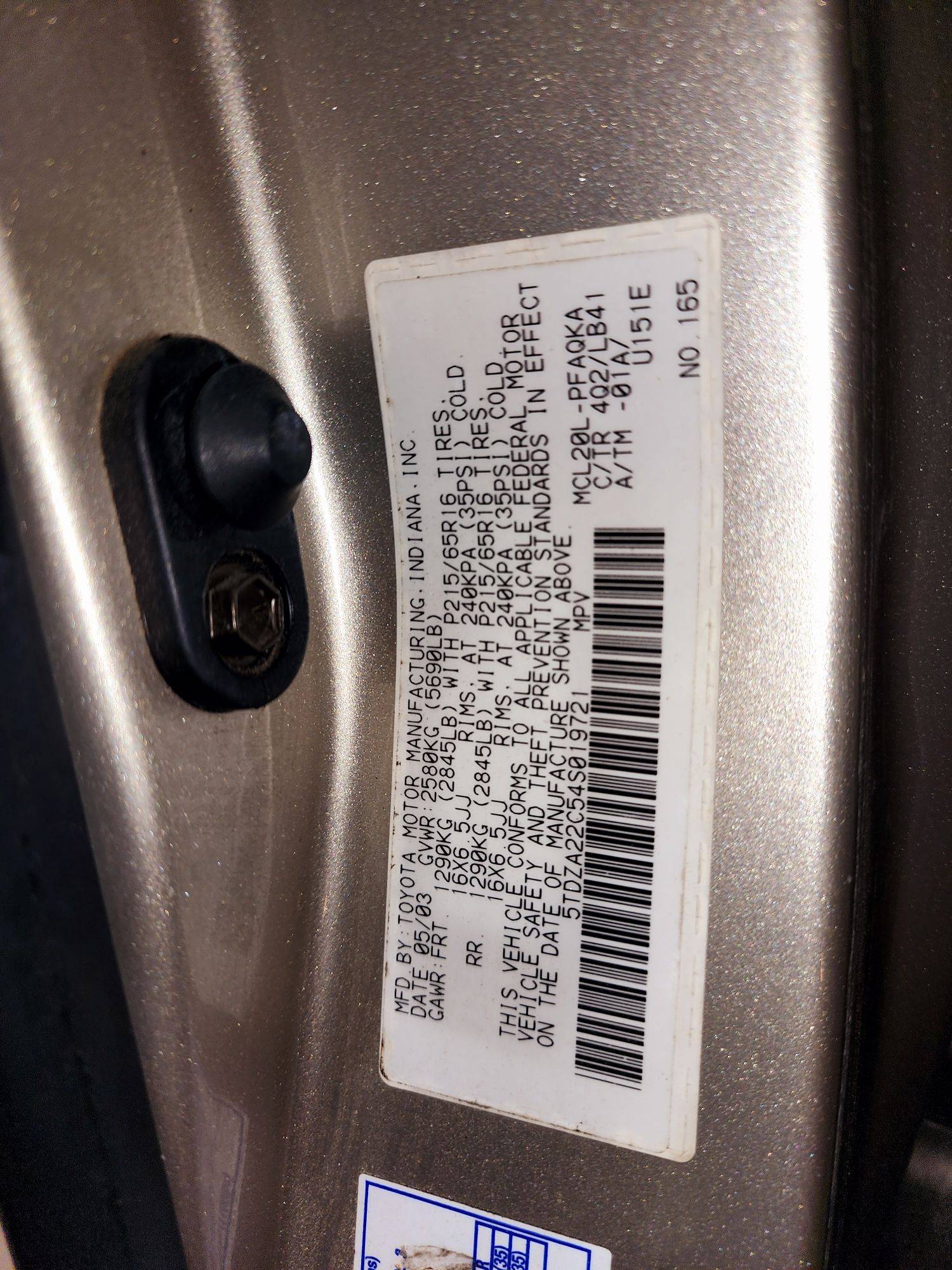 2004 TOYOTA SIENNA — 241372 Miles — Lot S019721 — Souq - Marhaba Auctions Used Cars - Image 10
