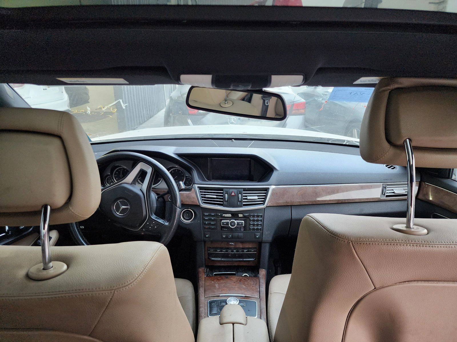 2013 MERCEDES BENZ E 350 — 119307 Miles — Lot 669556 — Ind. 12 - Marhaba Auctions Used Cars - Image 9