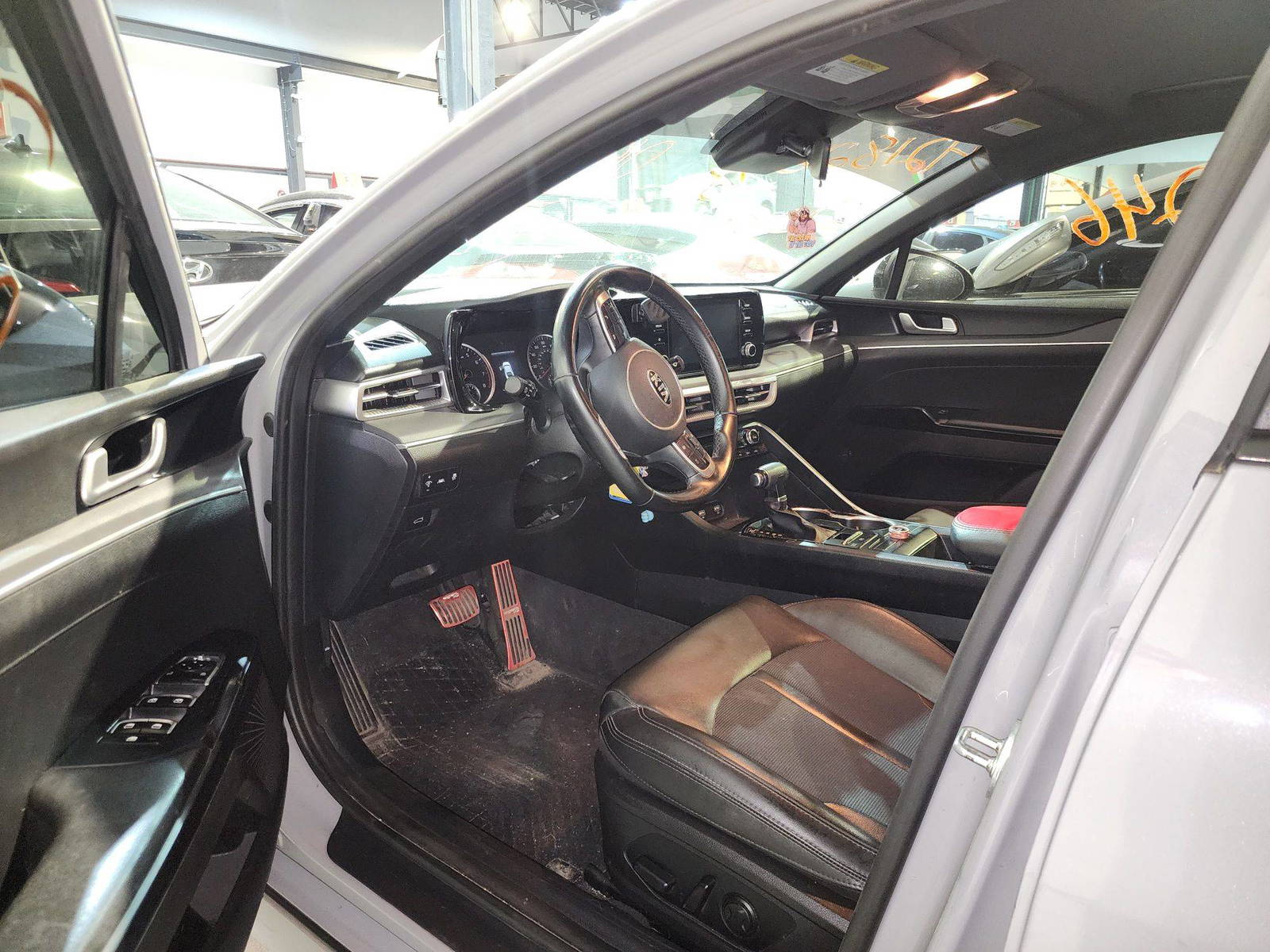 2021 KIA K5 — 72035 Miles — Lot 42182246 — Ind. 12 - Marhaba Auctions Used Cars - Image 9