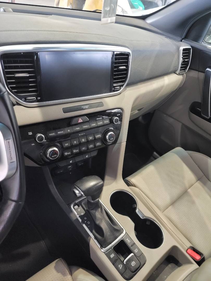 2022 KIA SPORTAGE — 89786 Miles — Lot 40780625 — Main - Marhaba Auctions Used Cars - Image 9