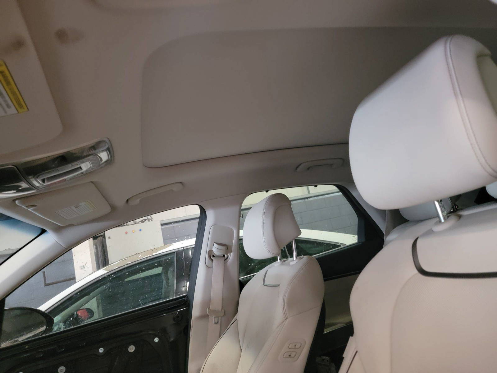 GENESIS GV70 2023 - Marhaba Auction Used Cars - Image 9