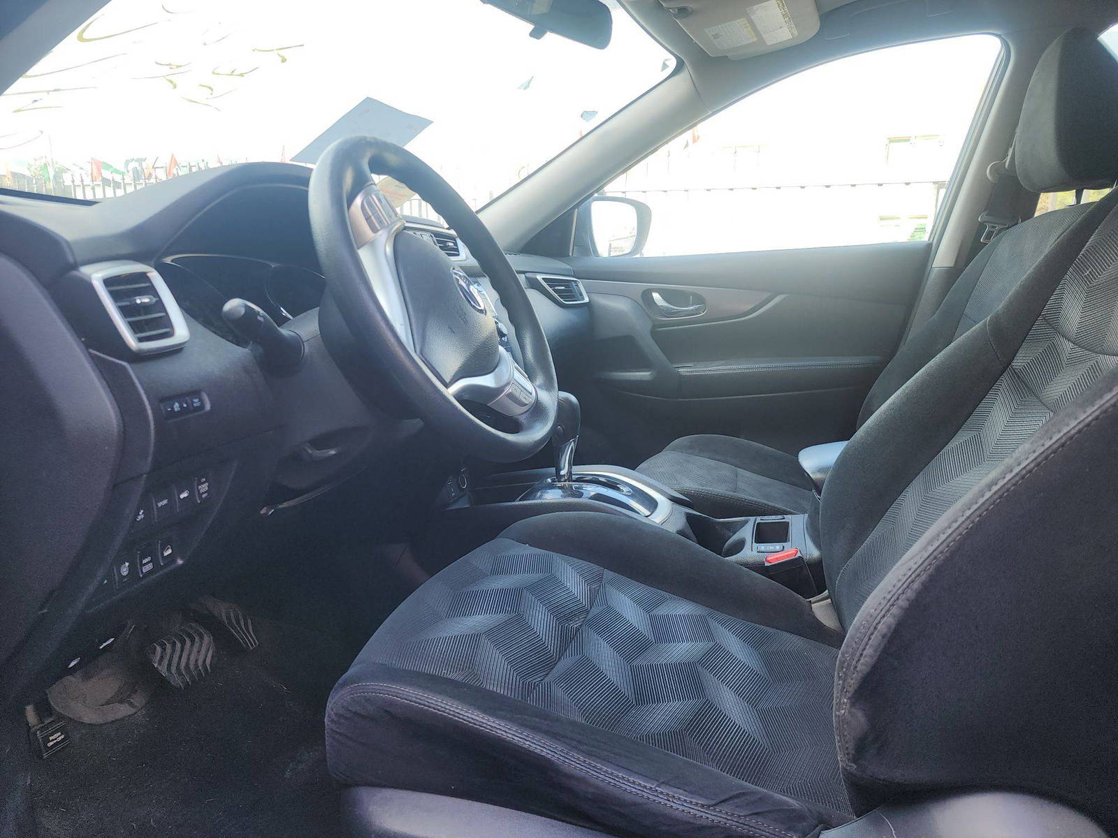 2016 NISSAN ROGUE — 181697 Miles — Lot 65760485 — Al Quoz - Marhaba Auctions Used Cars - Image 9