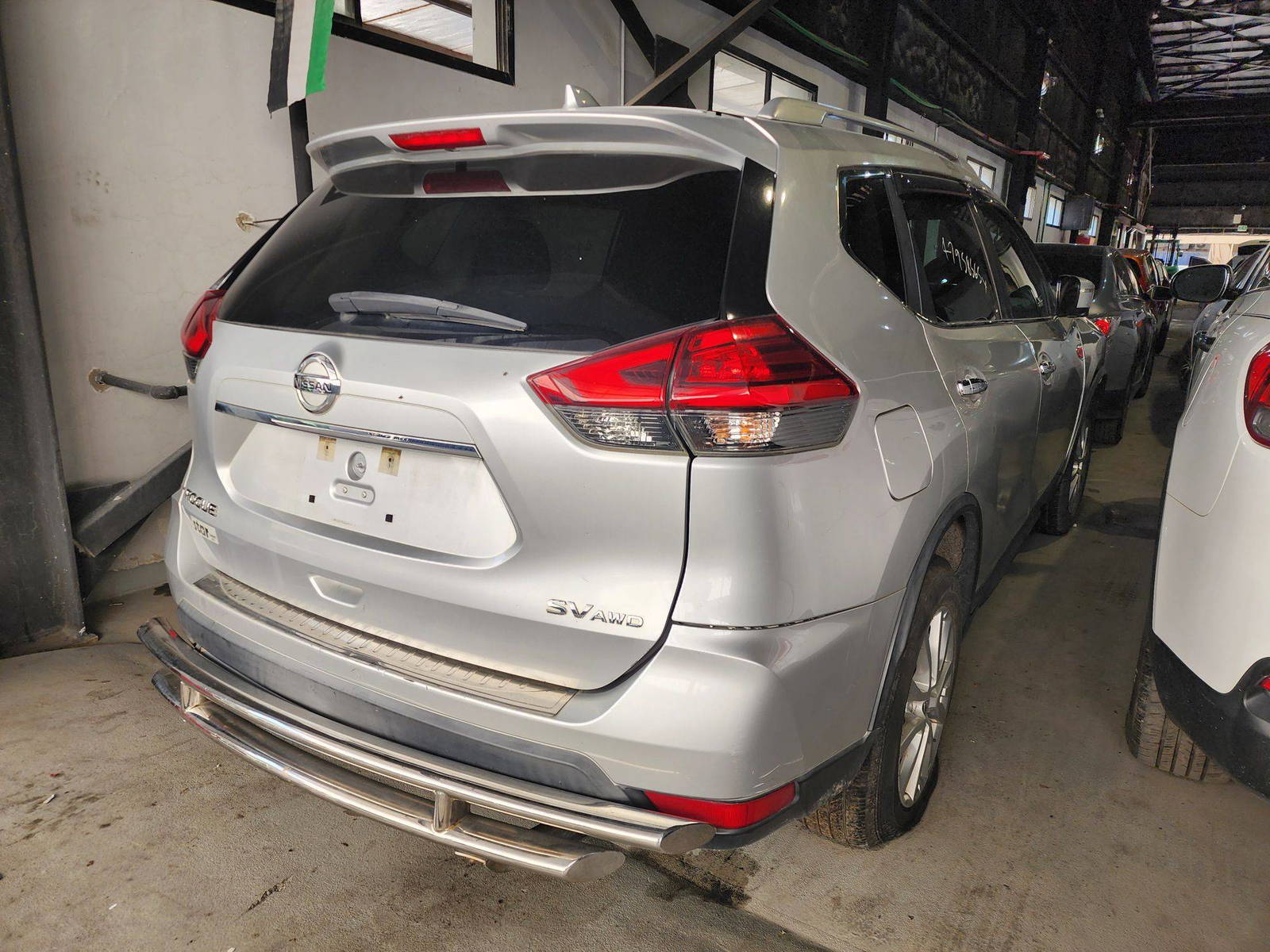 2017 NISSAN ROGUE — 123409 Miles — Lot 47958565 — Al Quoz - Marhaba Auctions Used Cars - Image 6