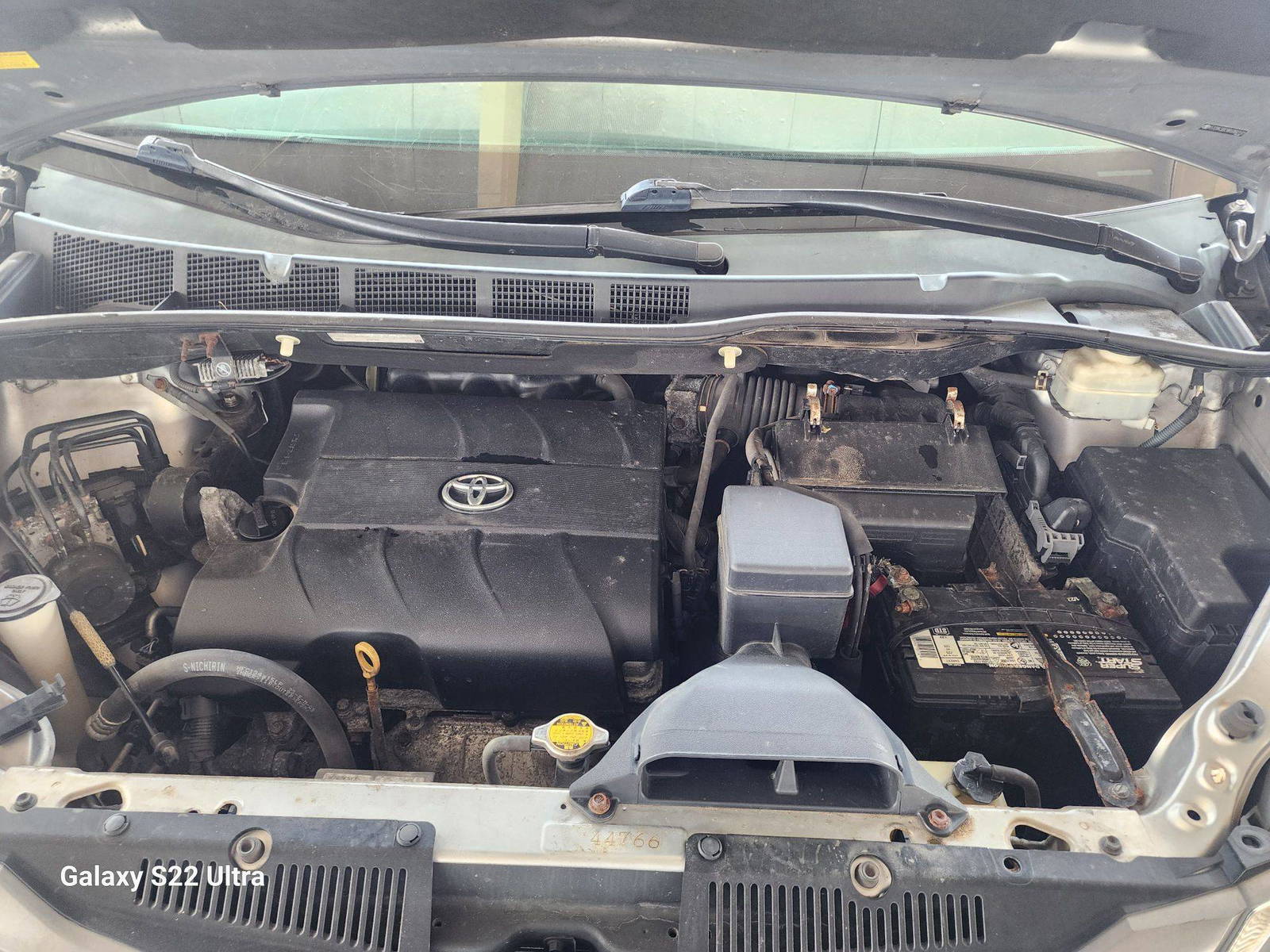 2011 TOYOTA SIENNA — 224352 Miles — Lot BS080112 - Marhaba Auctions Used Cars - Image 9