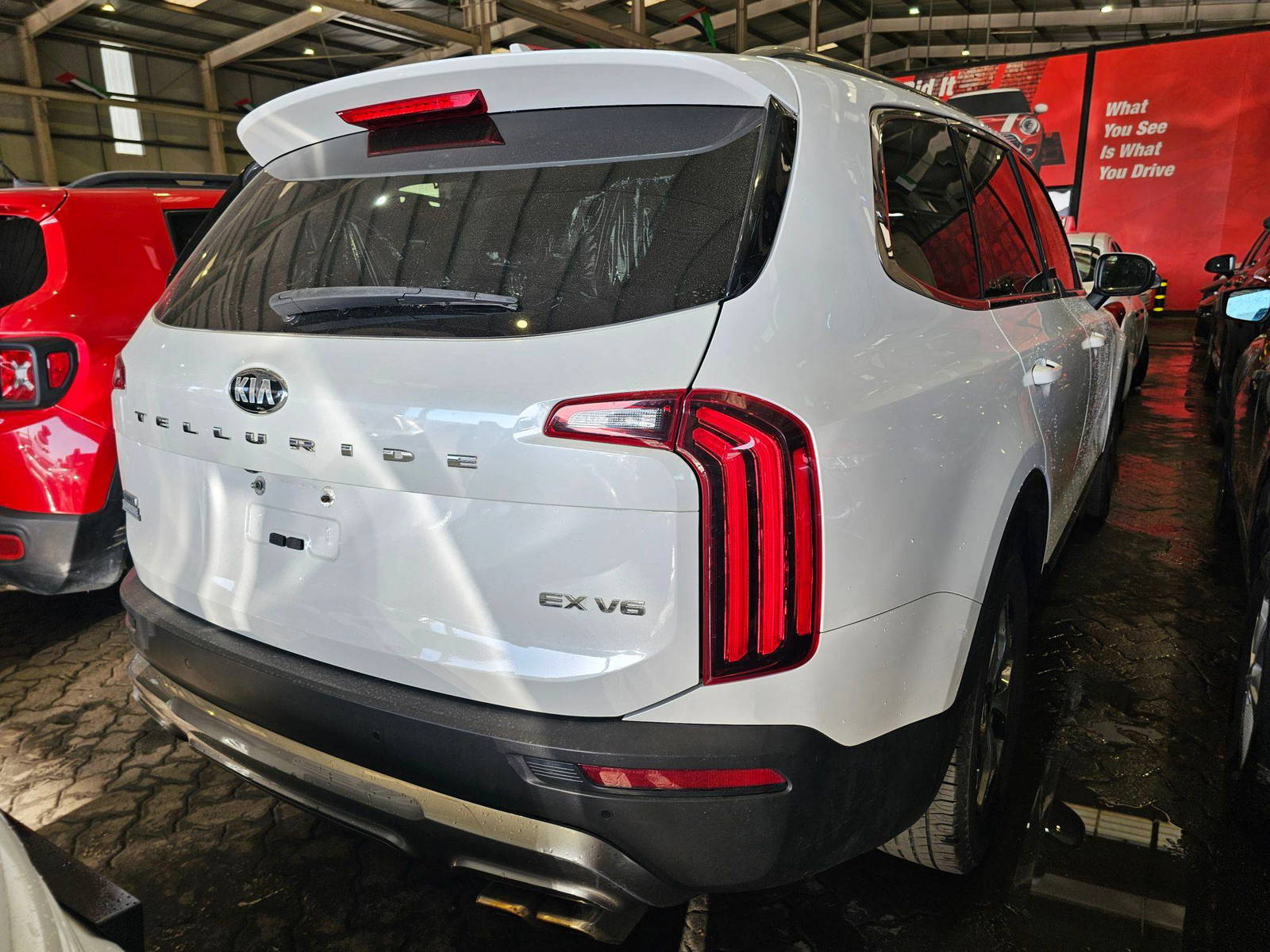 2020 KIA TELLURIDE EX — 98927 Miles — Lot LG043868 — Main - Marhaba Auctions Used Cars - Image 4