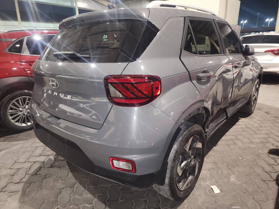 2020 HYUNDAI VENUE SEL — 45679 Miles — Lot 44836034 — Main - Marhaba Auctions Used Cars - Image 6