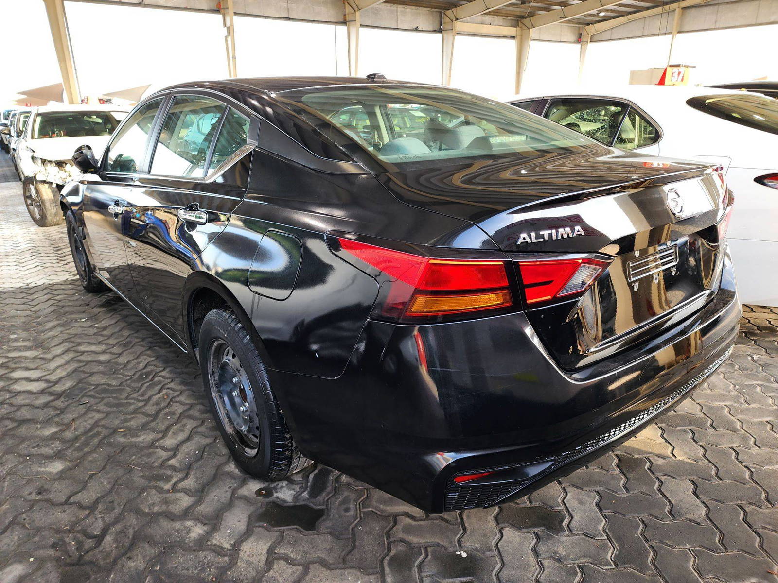 2019 NISSAN ALTIMA — 117263 Miles — Lot 37238631 - Marhaba Auctions Used Cars - Image 4