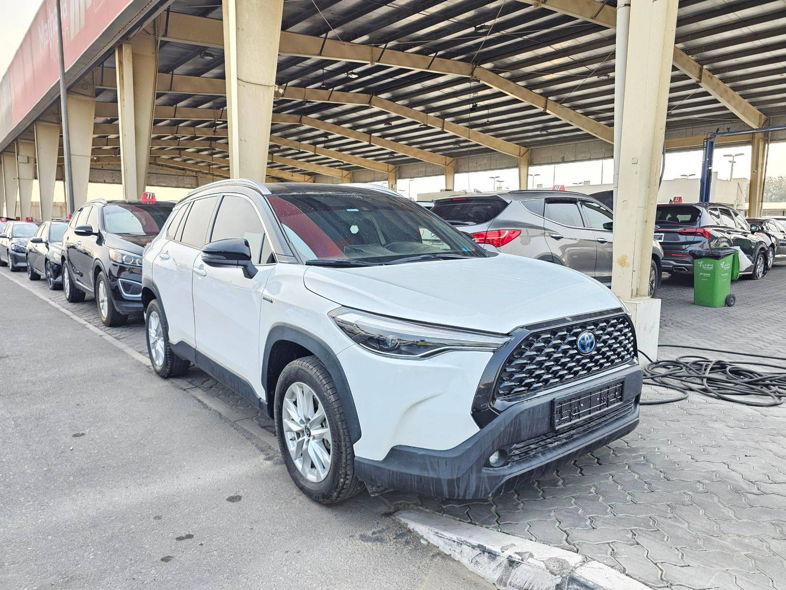 2024 TOYOTA COROLLA CROSS L — 14887 KM — Lot 0516275 — Souq - Marhaba Auctions Used Cars - Image 4