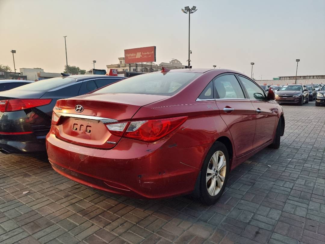 2013 HYUNDAI SONATA — 207768 Miles — Lot 612780 — Ind. 12 - Marhaba Auctions Used Cars - Image 5