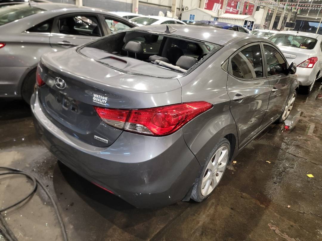 2013 HYUNDAI ELANTRA — 209342 Miles — Lot 64568063 - Marhaba Auctions Used Cars - Image 4
