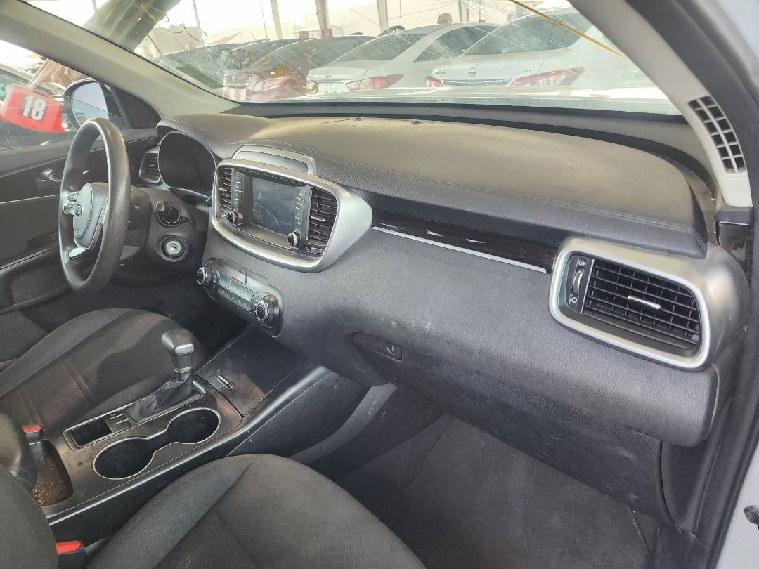 2020 KIA SORENTO — 97134 Miles — Lot 42641364 — Souq - Marhaba Auctions Used Cars - Image 6