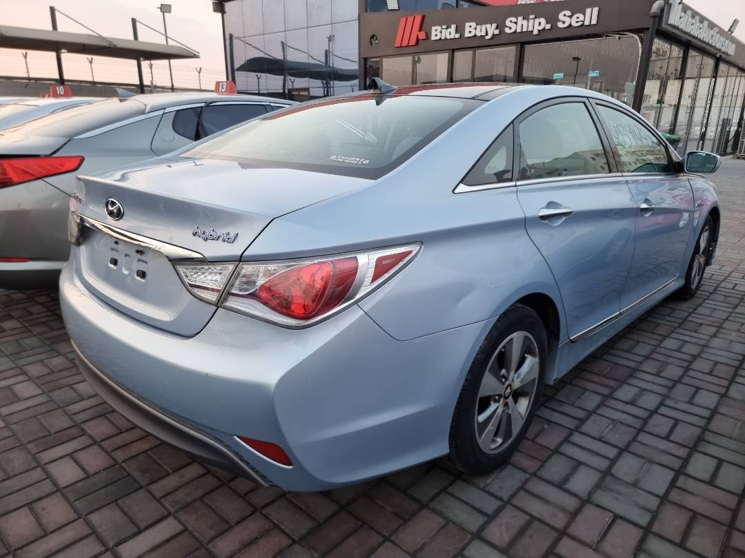2011 HYUNDAI SONATA — 167833 Miles — Lot 215487 — Ind. 12 - Marhaba Auctions Used Cars - Image 4