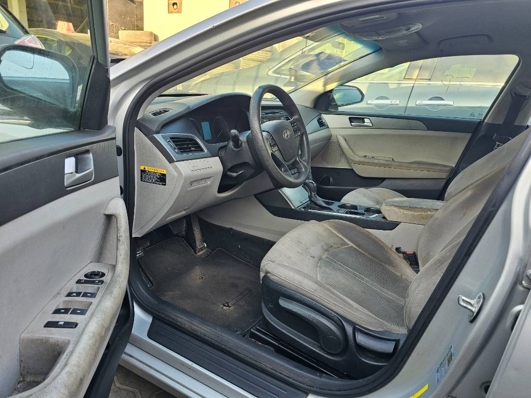 2015 HYUNDAI SONATA — 183246 Miles — Lot H121410 — Main - Marhaba Auctions Used Cars - Image 9