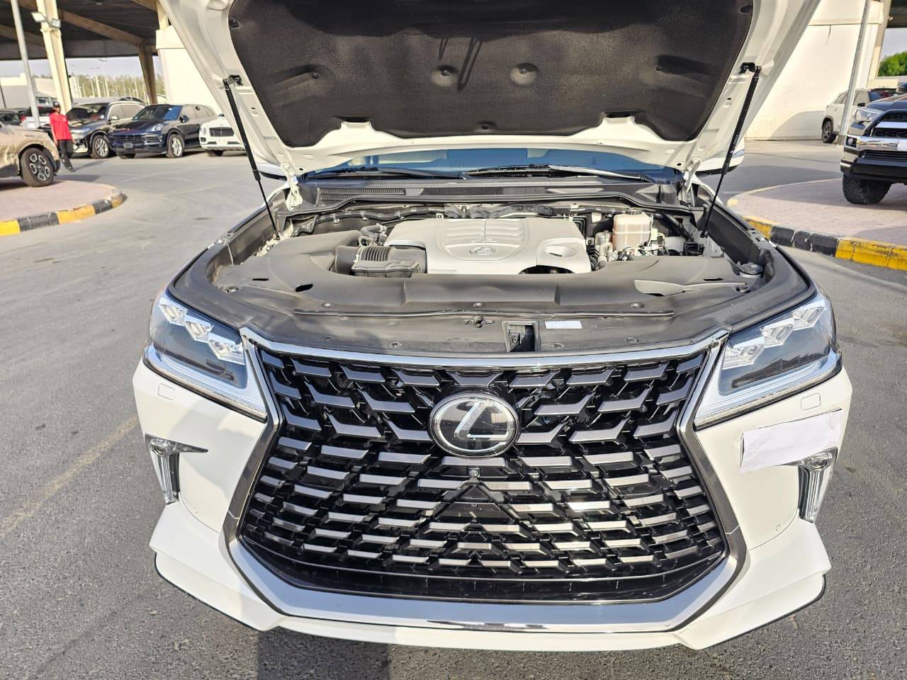 LEXUS LX 570 2019 - Marhaba Auction Used Cars - Image 15
