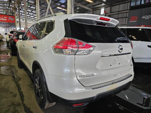 NISSAN ROGUE