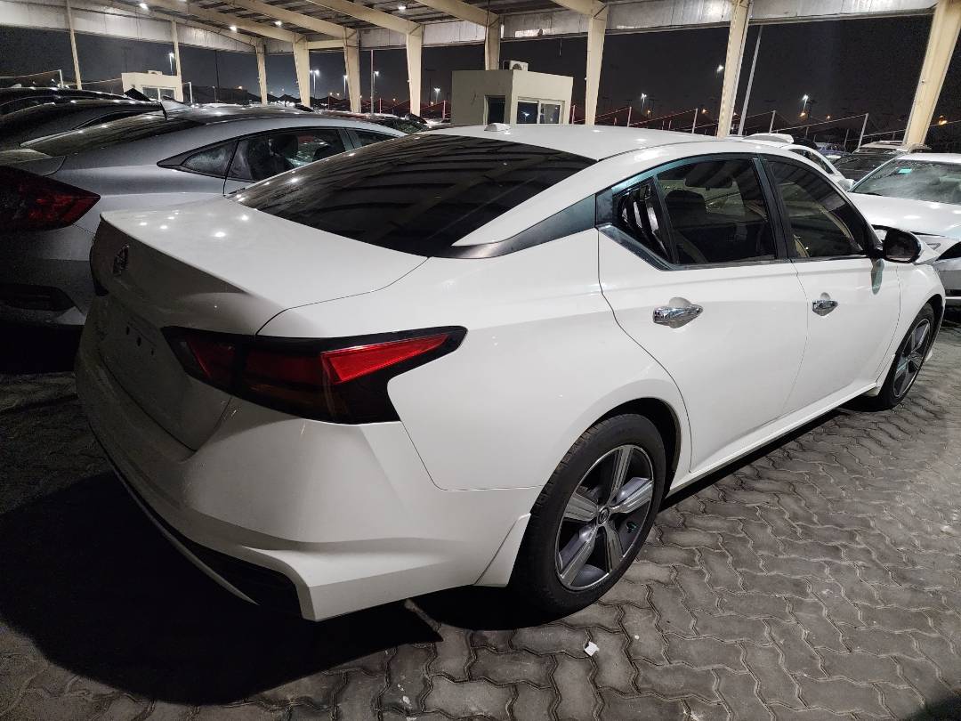 2019 NISSAN ALTIMA — 67996 Miles — Lot 38226878 - Marhaba Auctions Used Cars - Image 9