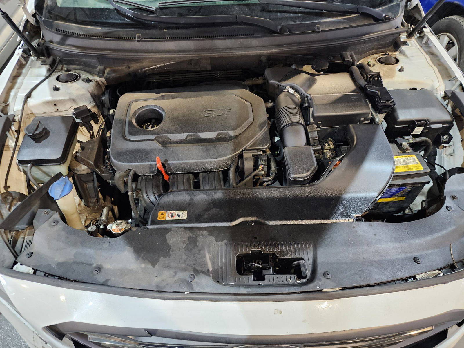 2015 HYUNDAI SONATA — 179781 KM — Lot 94829 — Al Quoz - Marhaba Auctions Used Cars - Image 10