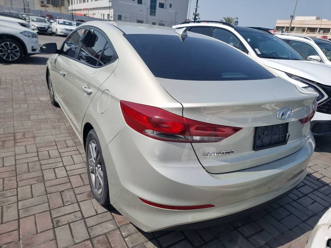 2017 HYUNDAI ELANTRA — 167767 Miles — Lot H091861 — Ind. 12 - Marhaba Auctions Used Cars - Image 5